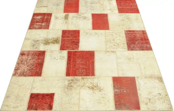 Handwoven Heriz modern patchwork rug, 297x195 cm, featuring vibrant geometric patterns and rich colors in a contemporary design.