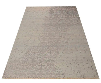 Handwoven modern Damask rug by Heriz, 297x203 cm, featuring intricate patterns and vibrant colors, ideal for contemporary home decor.