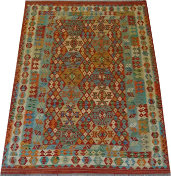 Handwoven Heriz Kelim rug in oosters design, measuring 247x183 cm, featuring intricate patterns and vibrant colors.