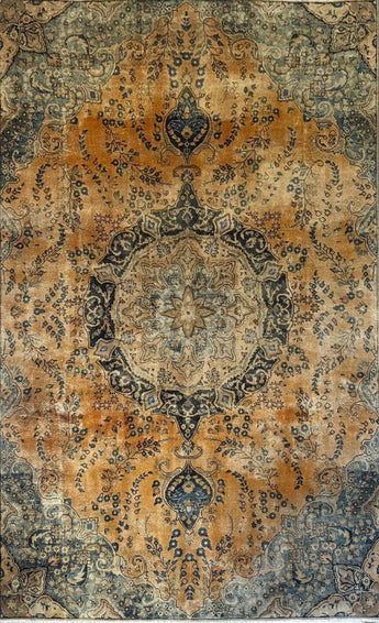 Heriz handwoven modern Stonewash rug, 286x195 cm, featuring a stylish design and soft texture, ideal for contemporary living spaces.