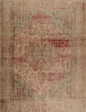 Handwoven modern vintage Heriz rug measuring 367x277 cm, featuring intricate patterns and rich colors in the image.