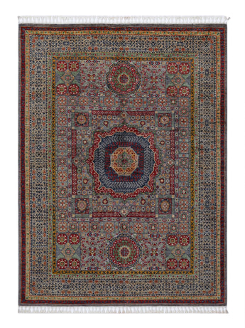 Handwoven Heriz Mamlook rug, 212x154 cm, featuring intricate oriental patterns and rich colors in a traditional rug design.